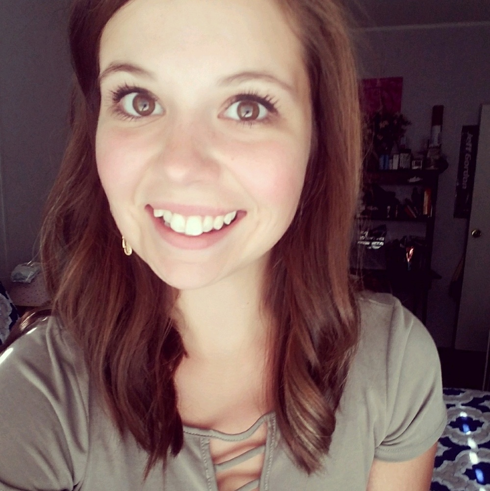 Meet your Posher, Leah